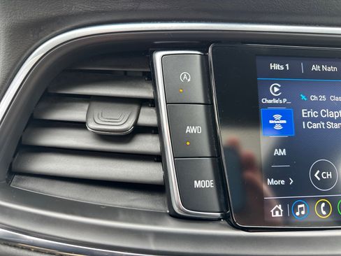 Used 2022 Buick Enclave Avenir w/ Trailering Package, 5000 lbs. AWD/4WD image 31
