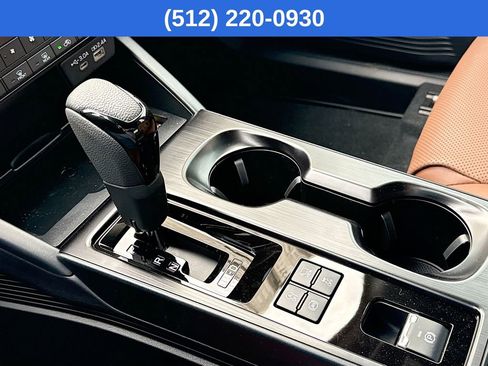 New 2026 Subaru Outback Touring image 21