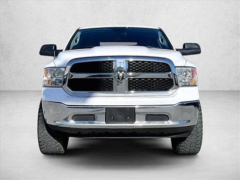 Used 2021 RAM 1500 Classic SLT image 3