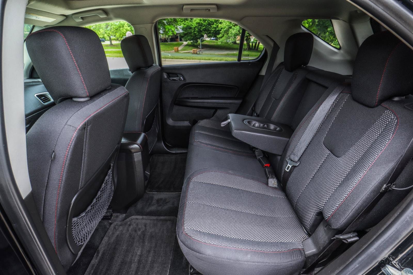 Used 2015 Chevrolet Equinox LT w/ Chrome Appearance Package FWD image 33