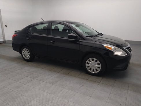Used 2019 Nissan Versa S Plus FWD image 11