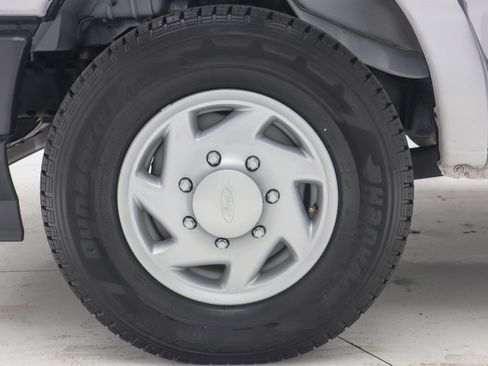 Used 2023 Ford E-350 and Econoline 350 Super Duty w/ Power Windows & Locks Group RWD image 29