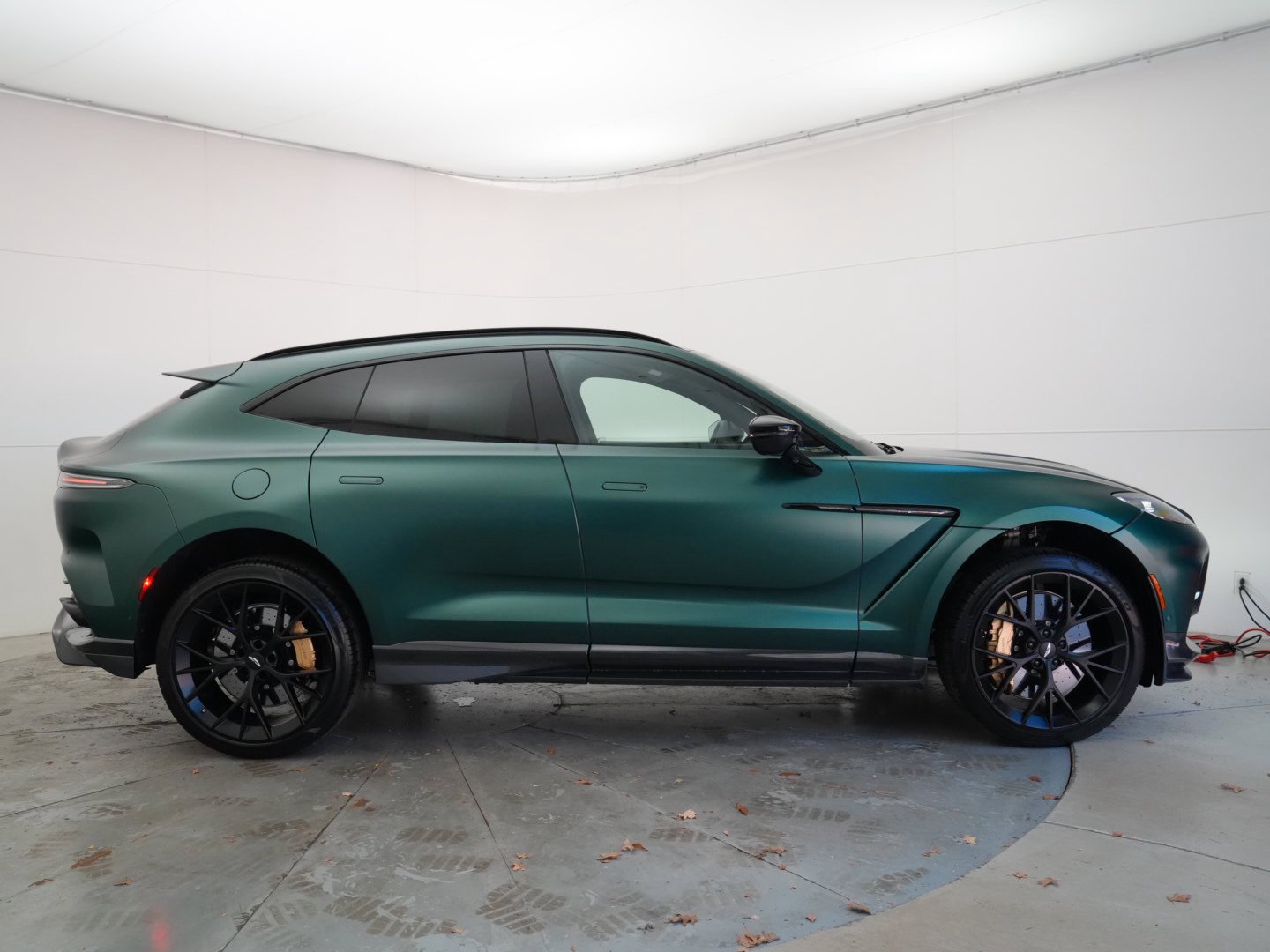 Used 2025 Aston Martin DBX 707 AWD/4WD image 46