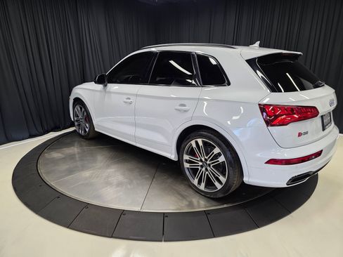 Used 2020 Audi SQ5 Premium Plus w/ Premium Plus Package image 9