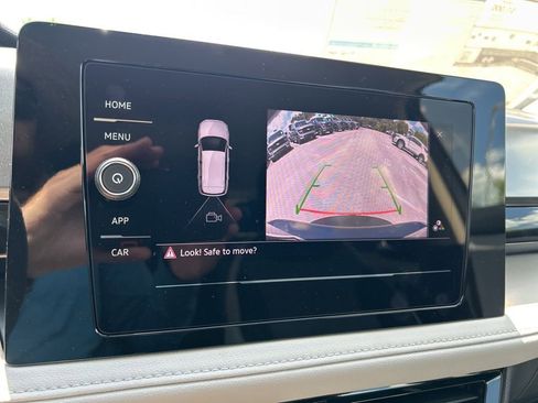 New 2025 Volkswagen Taos S image 27