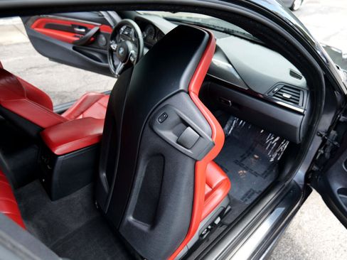 Used 2015 BMW M4 2dr Cpe image 45