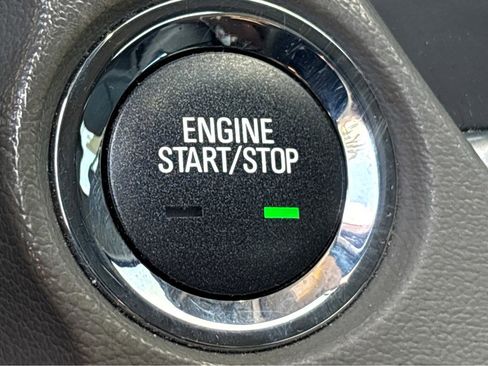 Used 2018 Chevrolet Tahoe LT w/ LT Signature Package image 7