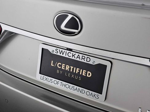 Certified 2021 Lexus LS 500 w/ Accessory Package (Z1) RWD image 13