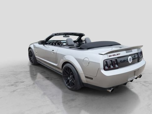 Used 2009 Ford Mustang Shelby GT500 RWD image 6