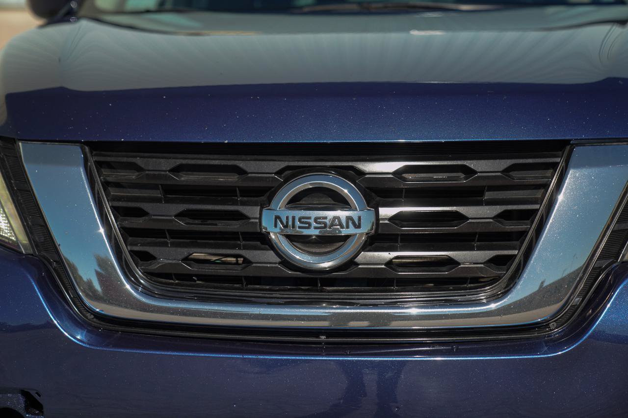 Used 2018 Nissan Pathfinder S AWD/4WD image 4