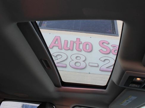 Used 2013 RAM 1500 Sport w/ Sport Premium Group image 22