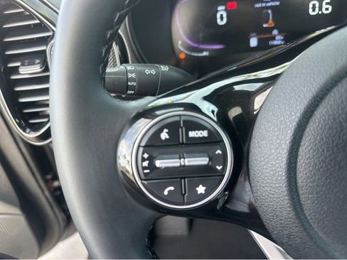 Certified 2023 Kia Soul EX image 25