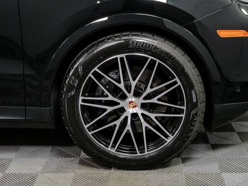 New 2026 Porsche Cayenne Coupe image 42