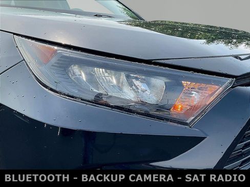 Used 2020 Toyota RAV4 LE AWD/4WD image 33