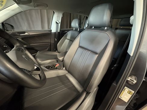 Used 2024 Volkswagen Tiguan Wolfsburg Edition FWD image 8