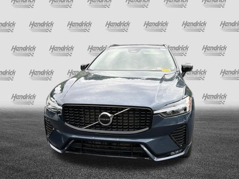 Used 2024 Volvo XC60 B5 Core w/ Protection Package Premier AWD/4WD image 5