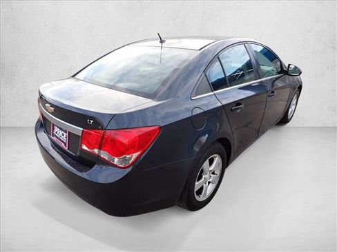 Used 2014 Chevrolet Cruze LT image 3