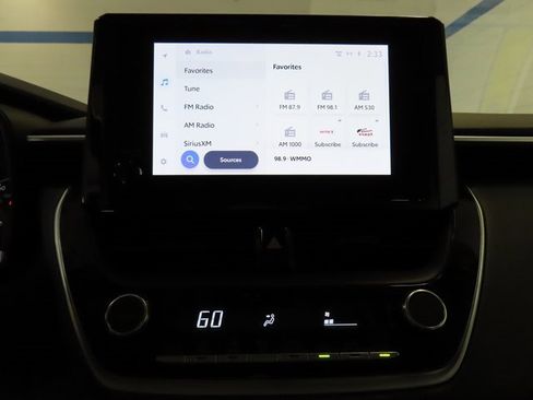 Used 2024 Toyota Corolla LE image 22