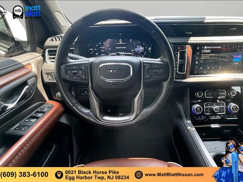 Used 2023 GMC Yukon Denali Ultimate AWD/4WD image 4