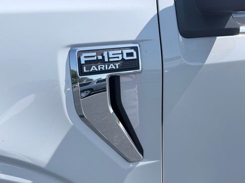 Used 2021 Ford F150 Lariat w/ Equipment Group 502A High AWD/4WD image 9