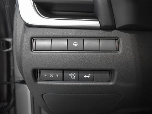 New 2026 Nissan Rogue SV image 18