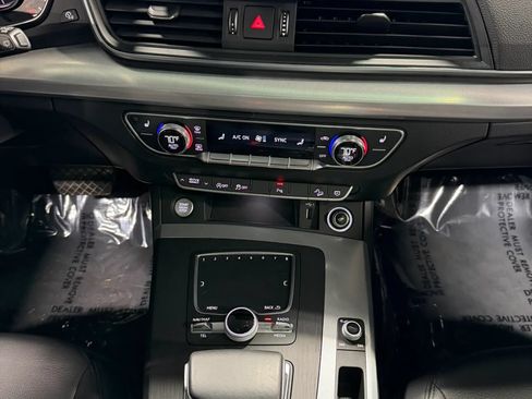 Used 2020 Audi Q5 2.0T Premium Plus AWD/4WD image 13