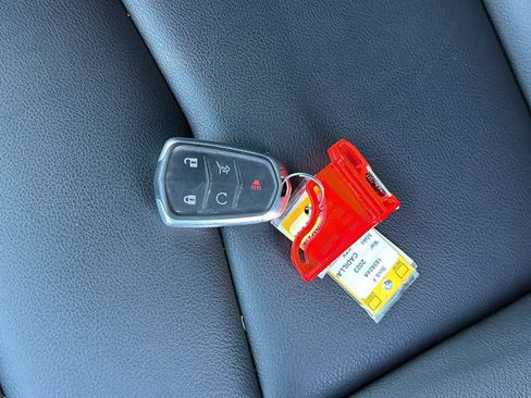 Used 2023 Cadillac XT5 Luxury image 29