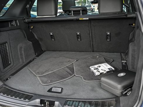Used 2023 Land Rover Discovery Sport S R-Dynamic AWD/4WD image 8
