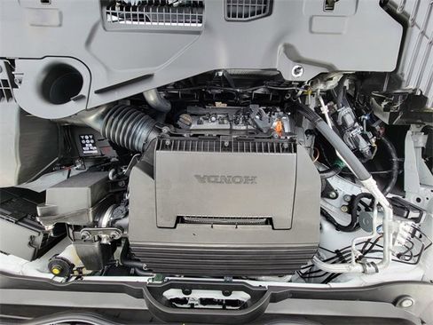 New 2025 Honda Pilot Touring image 37