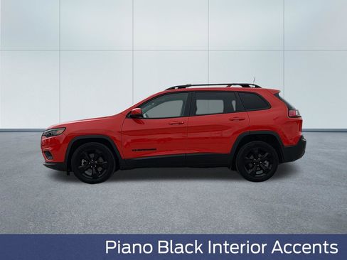 Used 2021 Jeep Cherokee Latitude Plus image 13