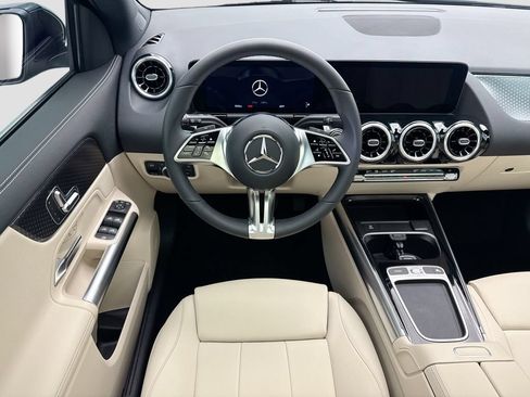 Certified 2026 Mercedes-Benz GLA 250 image 10
