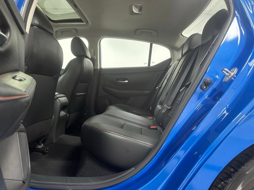 Used 2025 Nissan Sentra SR w/ SR Premium Package FWD image 18
