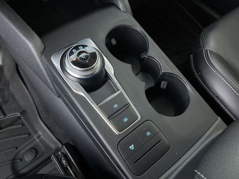 Used 2020 Ford Escape SEL image 32