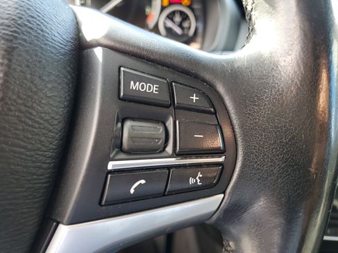 Used 2017 BMW X5 xDrive40e image 21