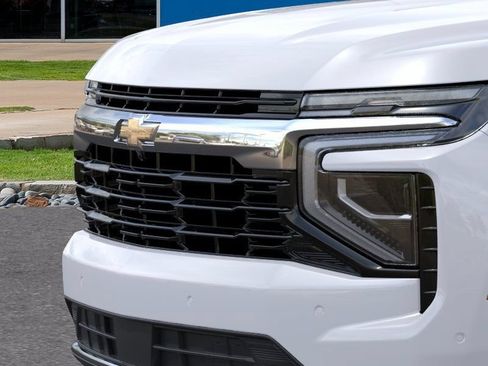 New 2026 Chevrolet Suburban LS RWD image 13