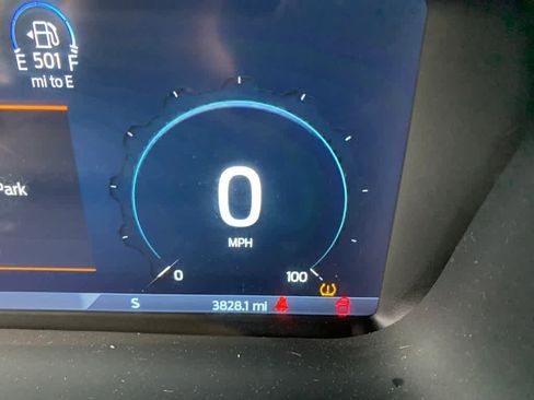 Used 2024 Ford F350 Lariat w/ Black Appearance Package image 29