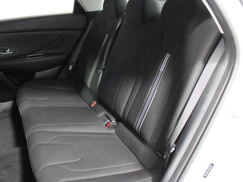 Used 2021 Hyundai Elantra SEL FWD image 20