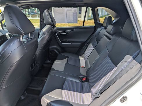 Used 2021 Toyota RAV4 XSE AWD/4WD image 22