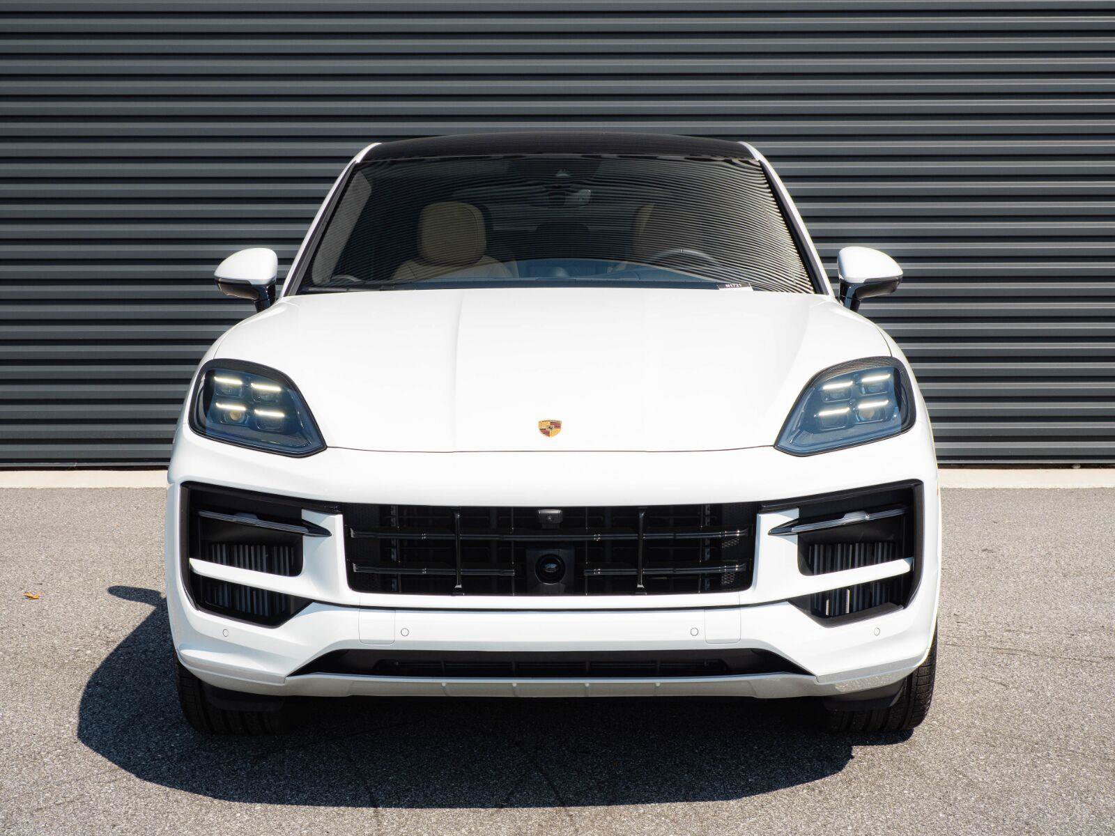 Certified 2026 Porsche Cayenne GTS AWD/4WD image 36