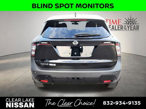 Certified 2025 Nissan Kicks SV image 6