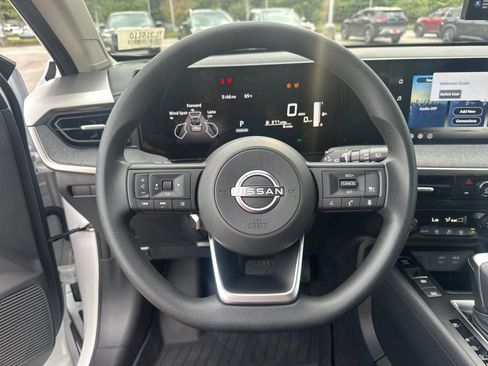 New 2026 Nissan Kicks SV image 23