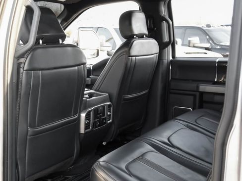 Used 2022 Ford F350 Platinum w/ FX4 Off-Road Package image 42