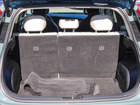 Used 2023 Kia Niro EX Touring image 26