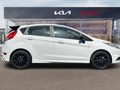 Used 2019 Ford Fiesta ST-Line FWD image 3