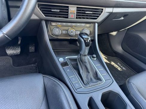 Used 2023 Volkswagen Jetta SEL image 19