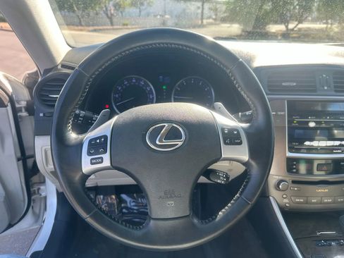 Used 2013 Lexus IS 250 w/ Premium Pkg Value Edition RWD image 12