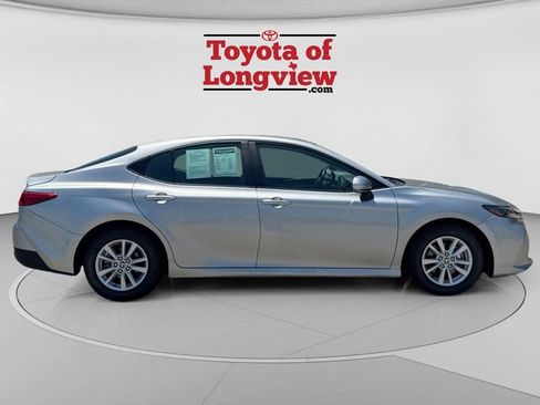 Used 2025 Toyota Camry LE FWD image 6