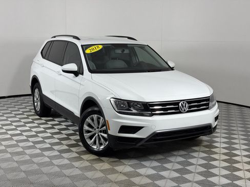 Used 2018 Volkswagen Tiguan S w/ 3rd Row Seat Package AWD/4WD image 2