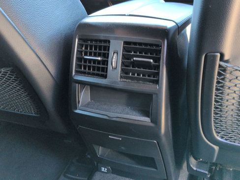 Used 2018 Mercedes-Benz GLE 350 image 30