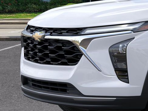 New 2026 Chevrolet Trax LT FWD image 13